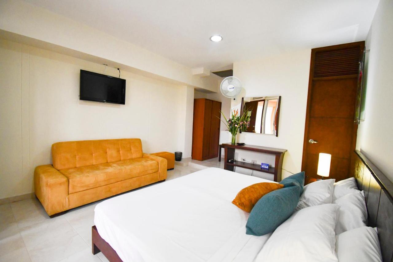 Hotel Monarca Armenia 外观 照片