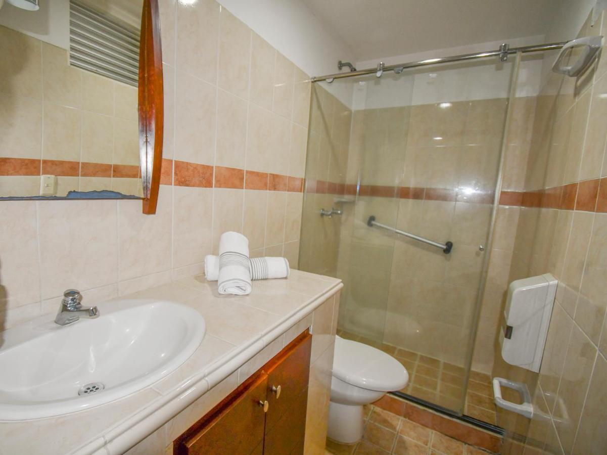 Hotel Monarca Armenia 外观 照片