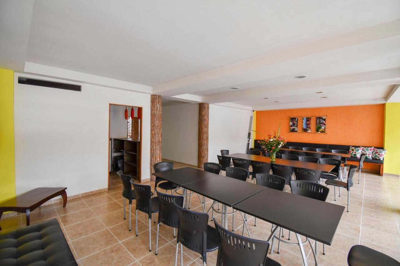 Hotel Monarca Armenia 外观 照片